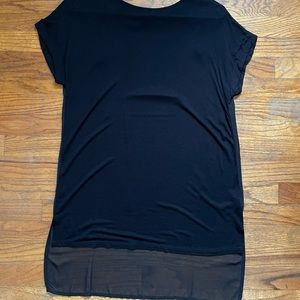 Women’s short sleeve back top, extra in length (very long) | size: medium